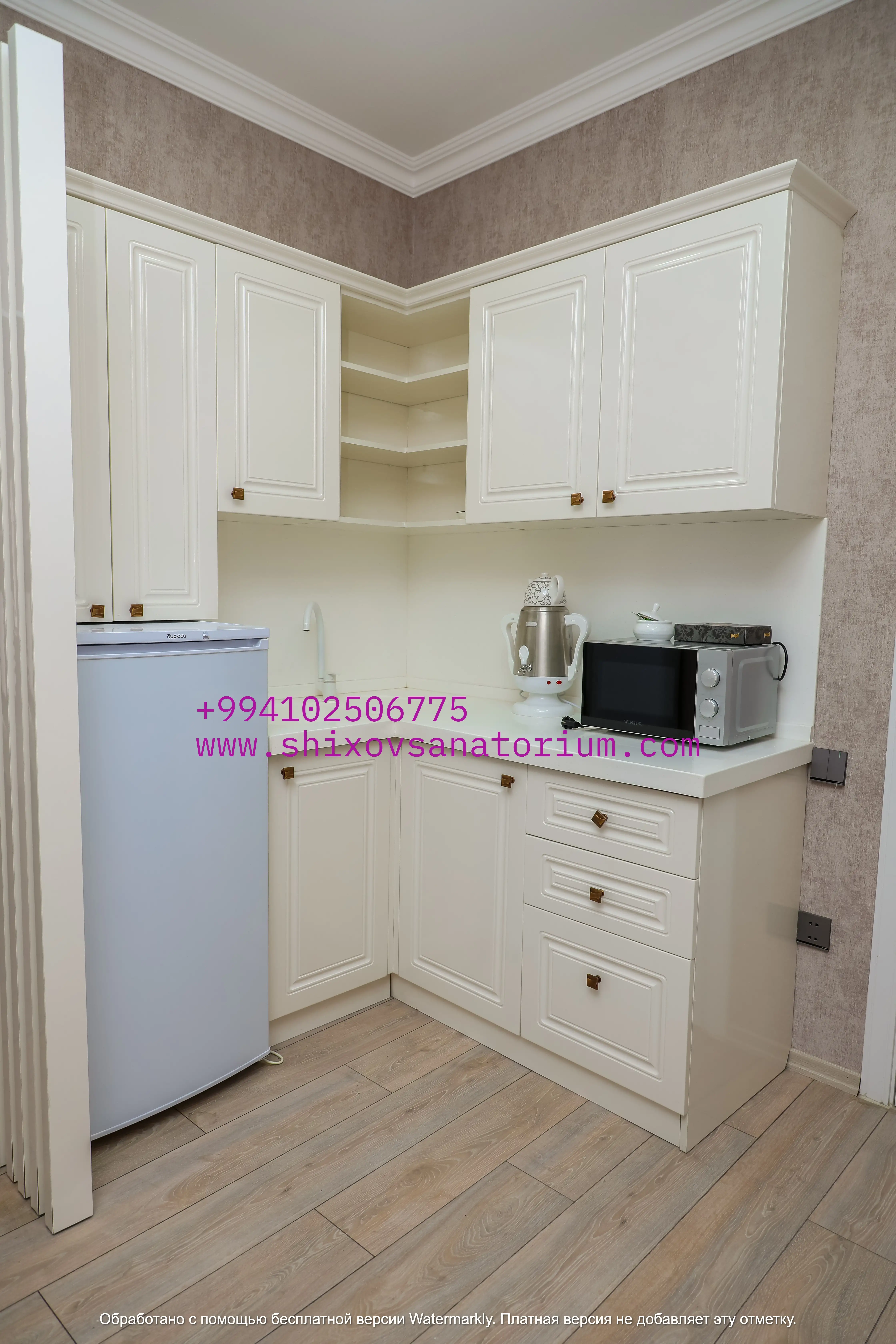 SENIOR SUIT 2й-кор Slide